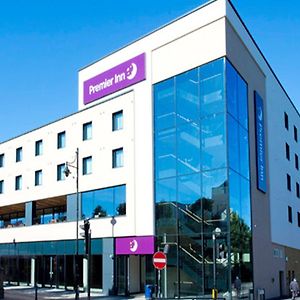 Premier Inn Staines Upon Thames
